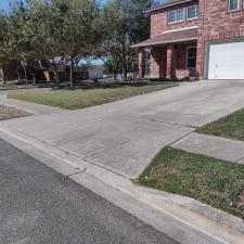 Best-In-Class-Driveway-Washing-Performed-In-Schertz-TX 5