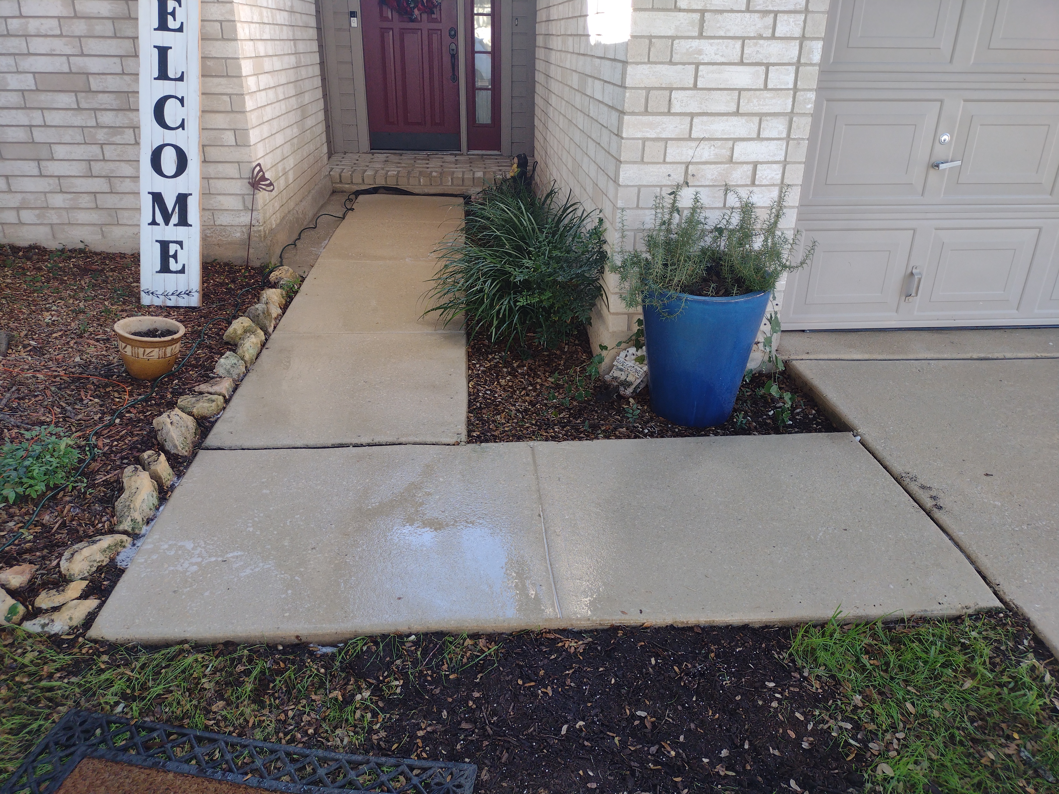 Professional Pressure Washing In San Antonio, TX Thumbnail