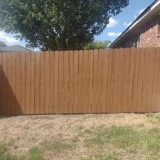 Top-Quality-Fence-Cleaning-Staining-In-San-Antonio-TX 4